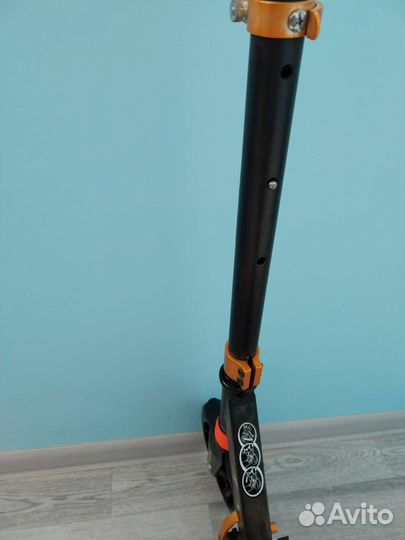 Самокат для детей и подростков складной