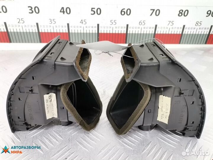 Дефлектор обдува салона Volkswagen Polo 3 2001