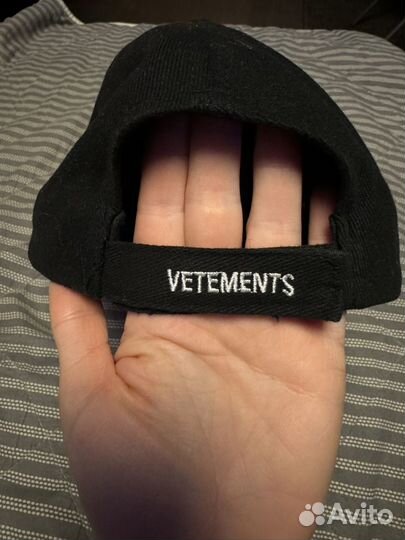 Vetements бейсболка оригинал