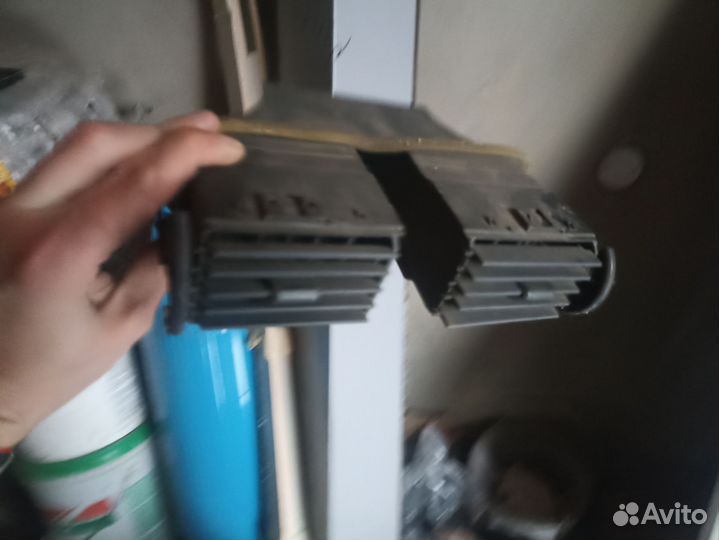 Центральное сопло панели приборов приора 1