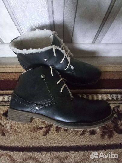 Ботинки женские