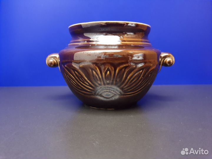 Винтажный керамический горшочек