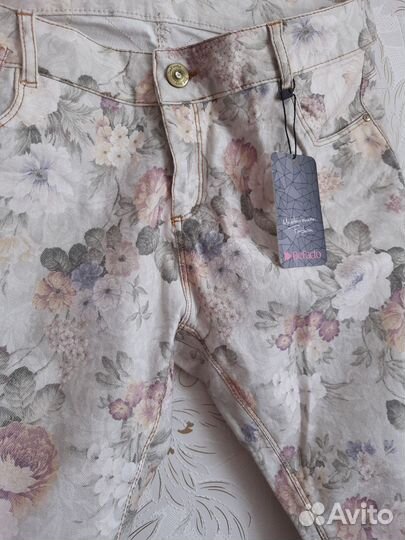 Летние женские брюки 44