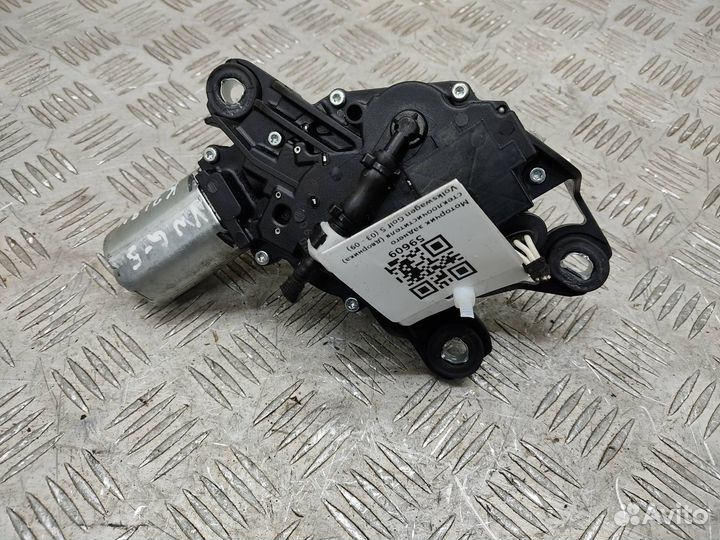 Моторчик заднего стеклоочистителя (дворника)