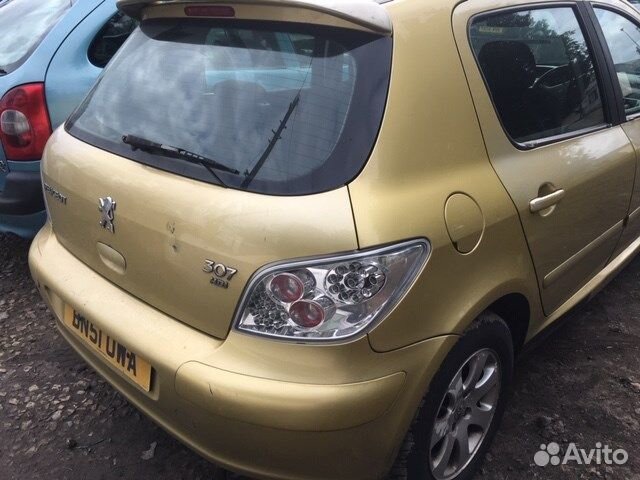Разбор на запчасти Peugeot 307