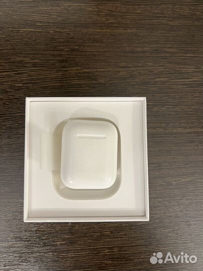 Наушники airpods