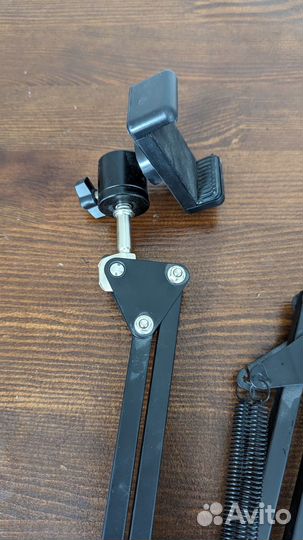 Держатель для телефона на штативе