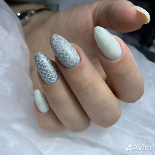 Маникюр, педикюр, наращивание ногтей