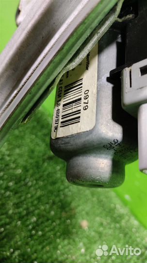 Стеклоподъемник задний левый Citroen C4 Picasso 2