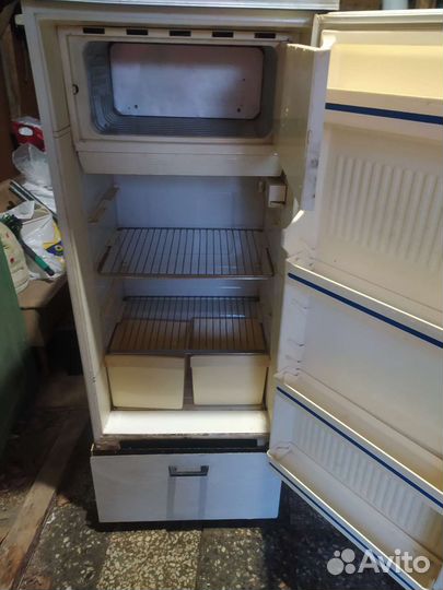 Холодильник бу