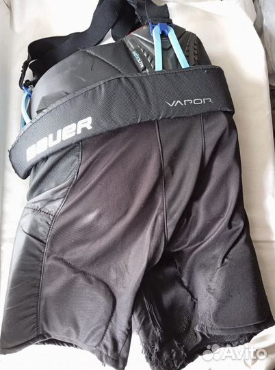 Нагрудник, штаны, наколенники хоккейные юниорские