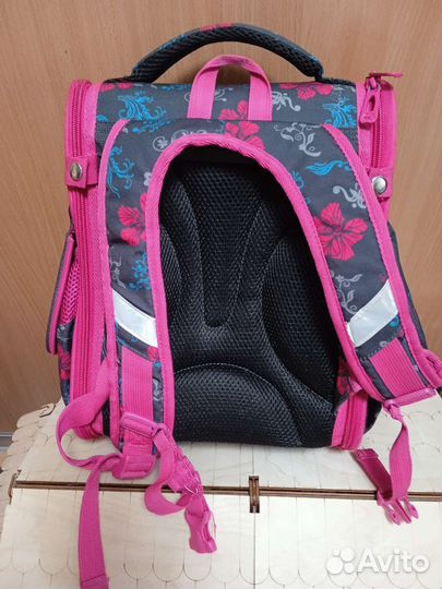 Школьный рюкзак