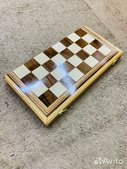 Шахматы нарды шашки 3 в 1 ручной работы