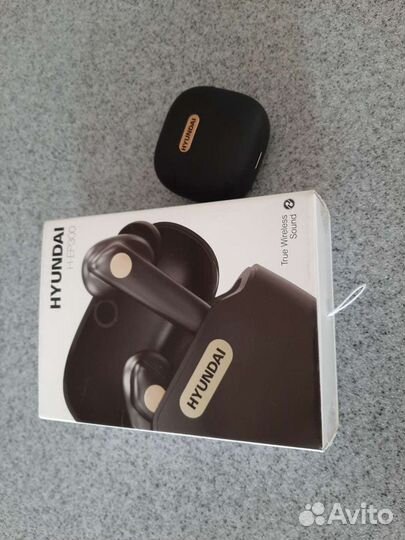 Гарнитура Hyundai HE-P300
