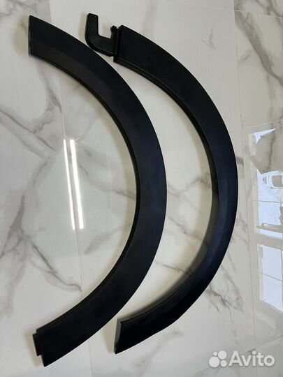 Накладка правого крыла Mini Hatch F56