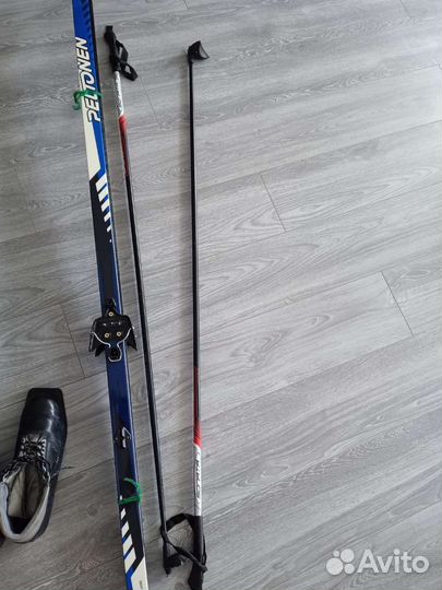 Лыжи беговые с ботинками и палками