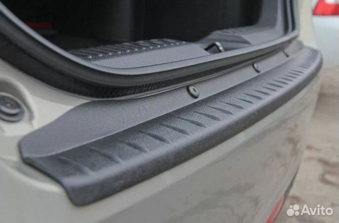 Накладка заднего бампера Лада Веста кросс