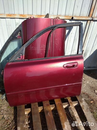 Двери на mazda 626 ge