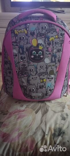 Ранец с ортопедической спинкой,регулировка лямок