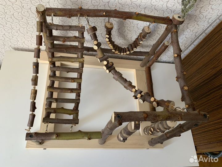 Качель и игрушки для птиц, Стенд для попугаев