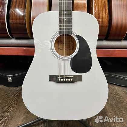 Акустическая гитара + аксессуары