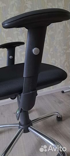 Компьютерное кресло