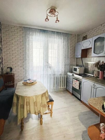 2-к. квартира, 52 м², 2/5 эт.