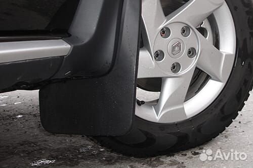 Брызговики на Isuzu NLR85A
