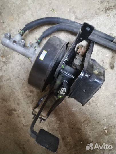 Вакуумный тормозной цилиндр Isuzu ELF NPR58 4BE1