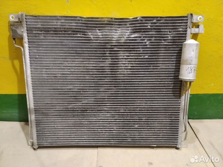 Радиатор кондиционера Nissan Pathfinder R51