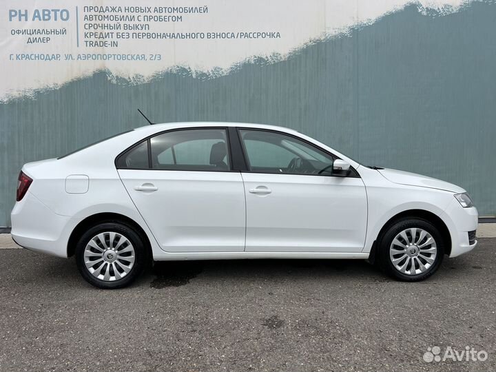 Skoda Rapid 1.6 AT, 2018, 92 000 км