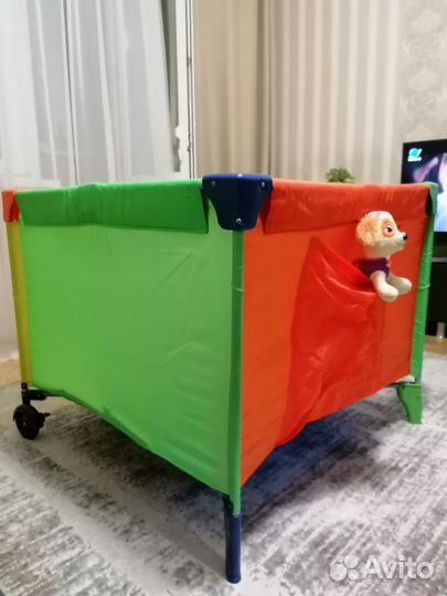 Манеж детский складной