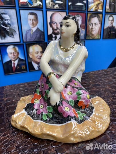 Статуэтка Цыганка. Дулево