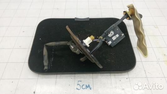 Датчик уровня топлива KIA sportage 2 (89S03M801)