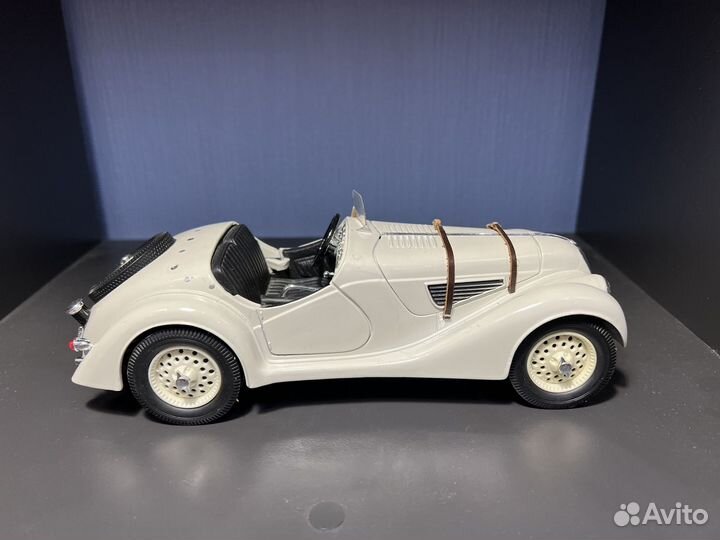 1/18 Bmw 328 custom