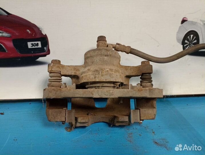 Суппорт передний правый Chery Sweet QQ