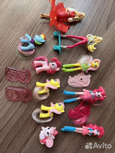 Аксессуары для кукол и киндер