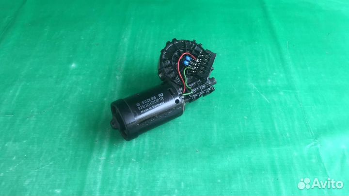 Мотор стеклоочистителя Mercedes W208 W210