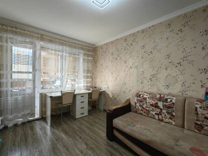 2-к. квартира, 43 м², 9/9 эт.