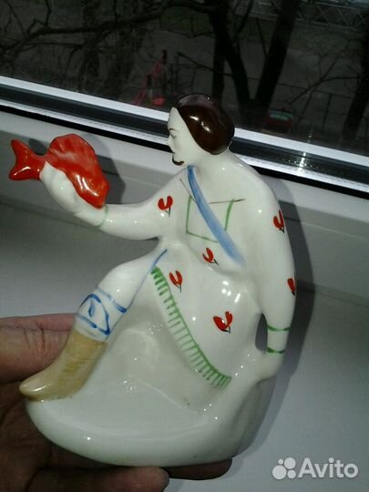 Статуэтка фарфоровая,винтаж1960г