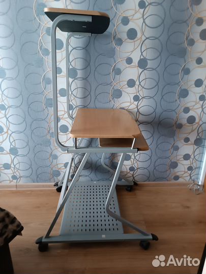 Компьютерный стол бу