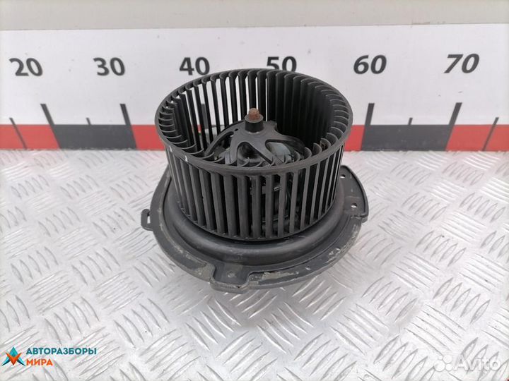 Моторчик печки Volkswagen Passat B5 рест. 2002