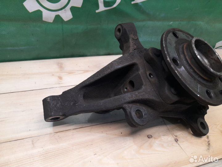 Кулак поворотный передний левый Volvo Xc90 1