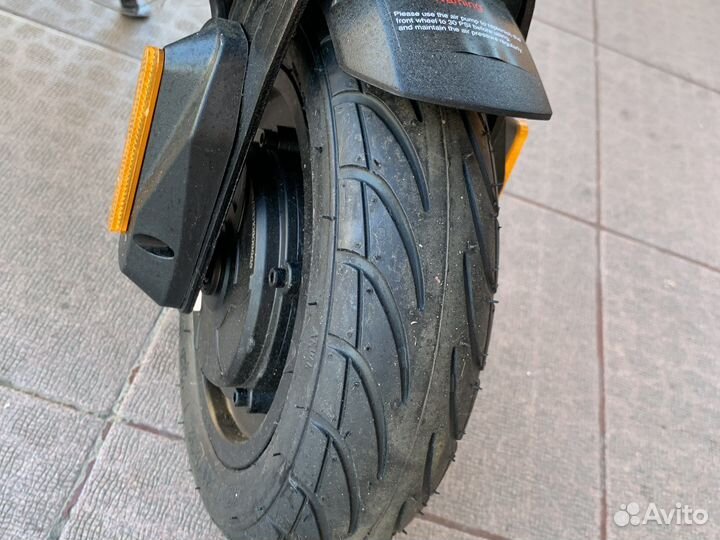 Самокат взрослый электрический