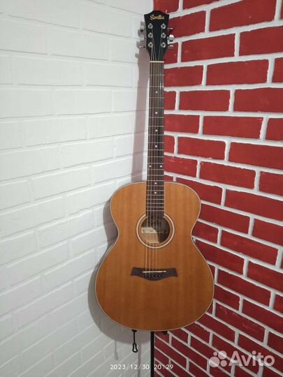 Гитара новая Индонезия