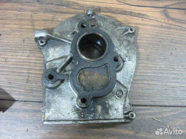 Крышка двигателя передняя Mazda 626 GD (1987-1992)