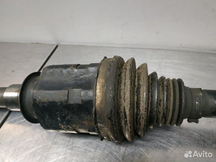 Привод передний правый Jeep Grand Cherokee WK2