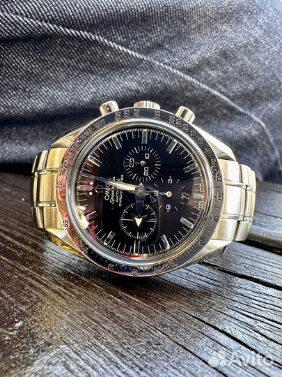 Часы Omega Speedmaster Broad Arrow