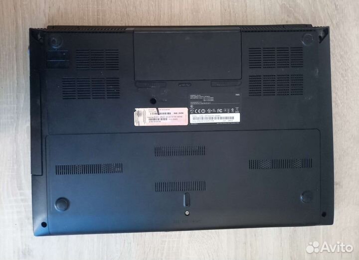 Игровой Ноутбук Samsung NP-700G7A-S02RU