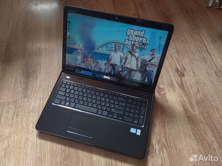 17дюймов Dell i5-2410-2,3Гц 8гб Nvidia525-2gb 1tb
